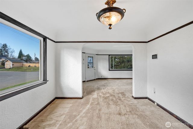 240 S 59th Street, Tacoma, WA 98408