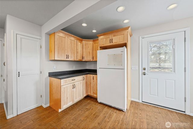 240 S 59th Street, Tacoma, WA 98408