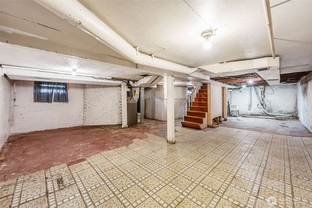 240 S 59th Street, Tacoma, WA 98408