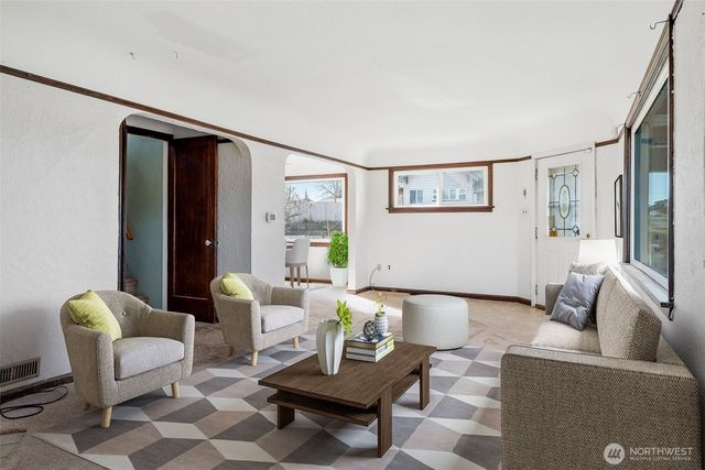 240 S 59th Street, Tacoma, WA 98408