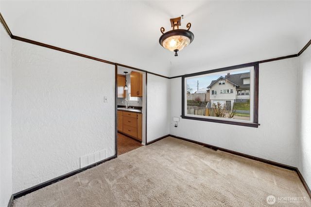 240 S 59th Street, Tacoma, WA 98408