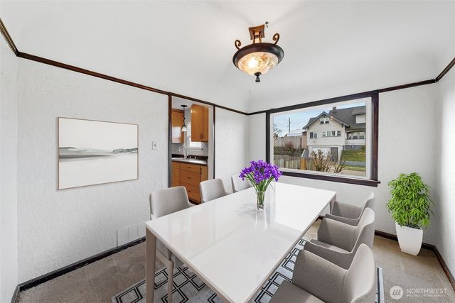 240 S 59th Street, Tacoma, WA 98408