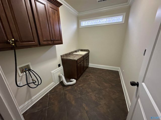 6 Walnut Cove Boulevard, Huntsville, AL 35824