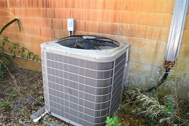 2535 BOSWELL STREET, Deltona, FL 32738