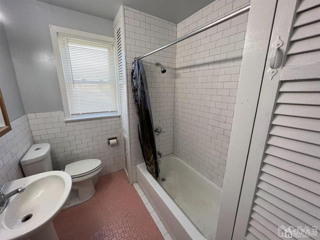 147 S Pine Avenue B, South Amboy, NJ 08879