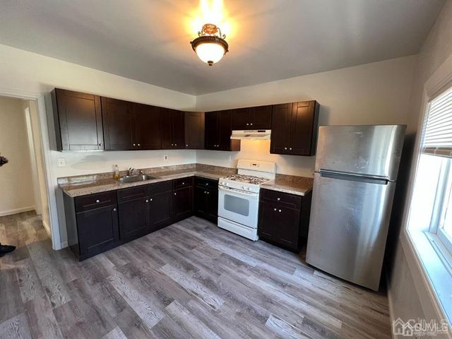 147 S Pine Avenue B, South Amboy, NJ 08879