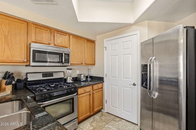 10030 W INDIAN SCHOOL Road 226, Phoenix, AZ 85037