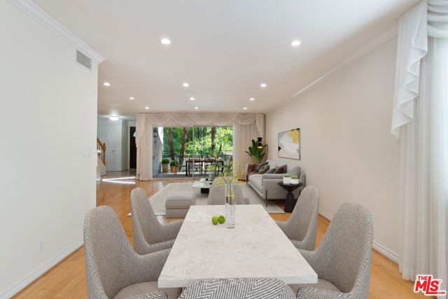 7800 Via Genova, Burbank, CA 91504