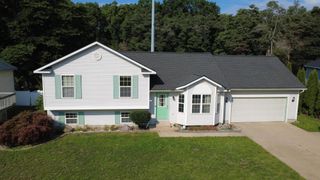 2591 W Pine Lane, Holland Twp, MI 49424