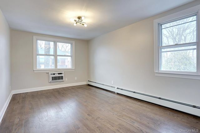 188 Kearsing Parkway, Monsey, NY 10952