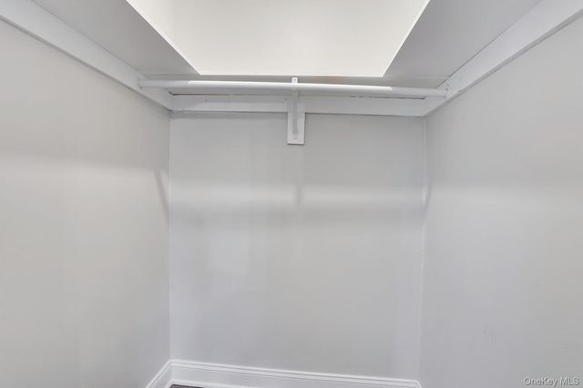 188 Kearsing Parkway, Monsey, NY 10952