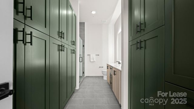 124 E Kingston Avenue C1-B, Charlotte, NC 28203