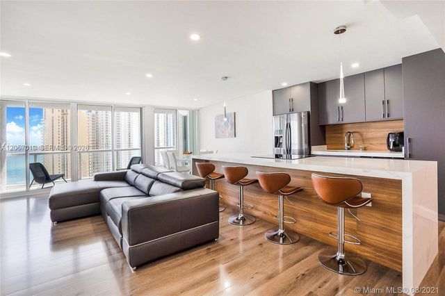 16400 Collins Ave 1942, Sunny Isles Beach, FL 33160