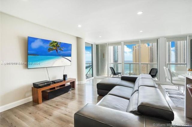 16400 Collins Ave 1942, Sunny Isles Beach, FL 33160