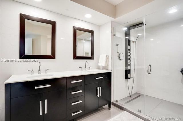 16400 Collins Ave 1942, Sunny Isles Beach, FL 33160