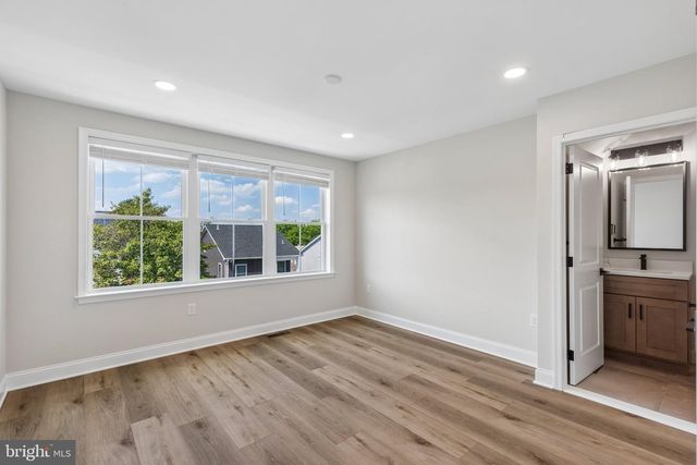 23 CHRISTMAN ST, Phoenixville, PA 19460