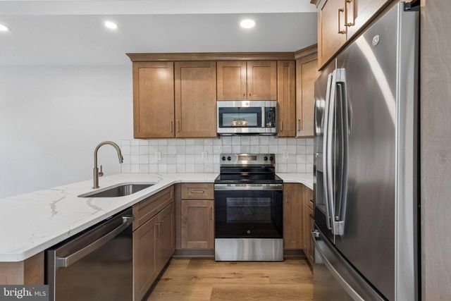 23 CHRISTMAN ST, Phoenixville, PA 19460
