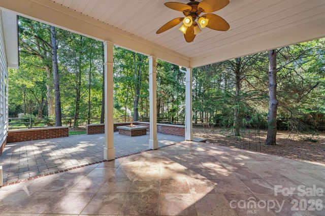 7542 Sedgebrook Drive W, Stanley, NC 28164