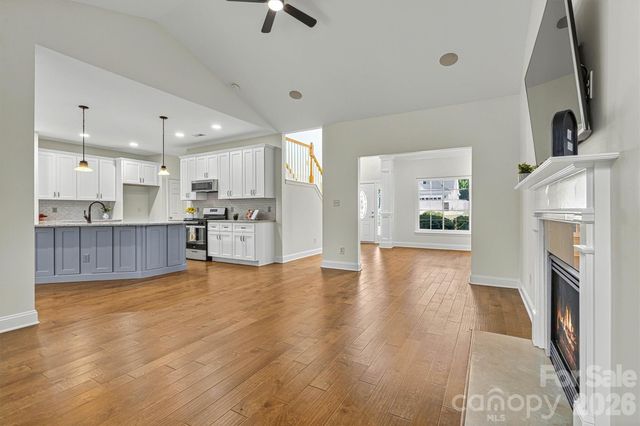 7542 Sedgebrook Drive W, Stanley, NC 28164