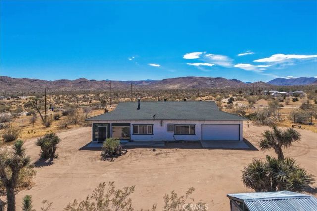 975 Jemez Trail, Yucca Valley, CA 92284