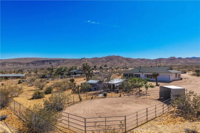 975 Jemez Trail, Yucca Valley, CA 92284