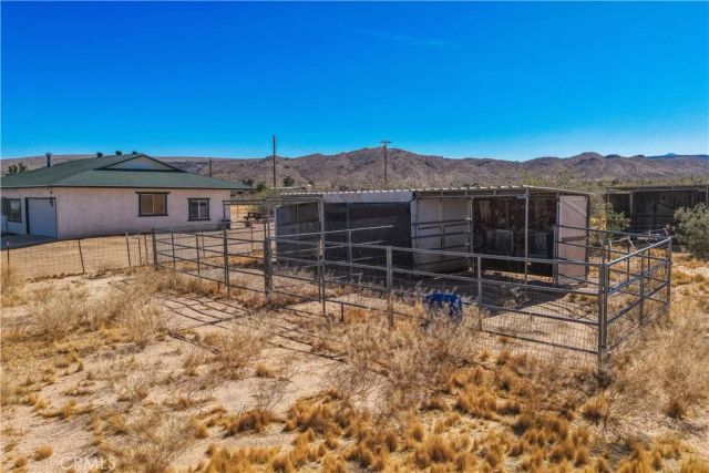 975 Jemez Trail, Yucca Valley, CA 92284