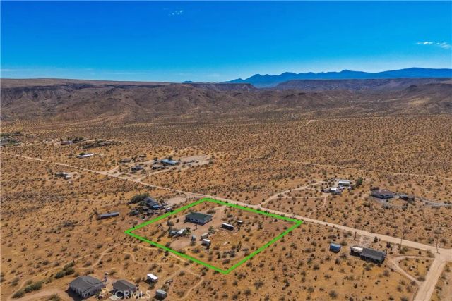975 Jemez Trail, Yucca Valley, CA 92284