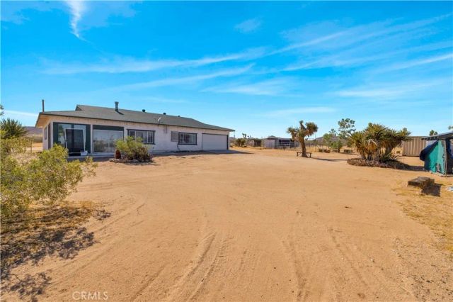 975 Jemez Trail, Yucca Valley, CA 92284