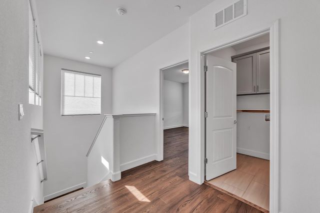 4432 Sanderson Dr, Folsom, CA 95630