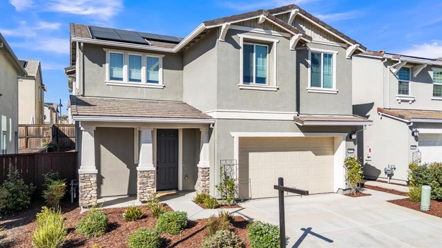 4432 Sanderson Dr, Folsom, CA 95630