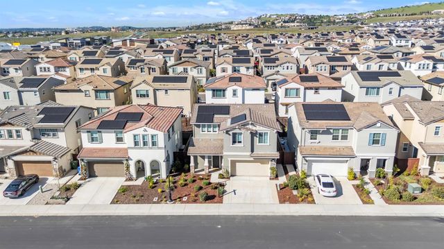 4432 Sanderson Dr, Folsom, CA 95630