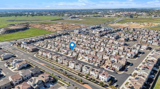 4432 Sanderson Dr, Folsom, CA 95630
