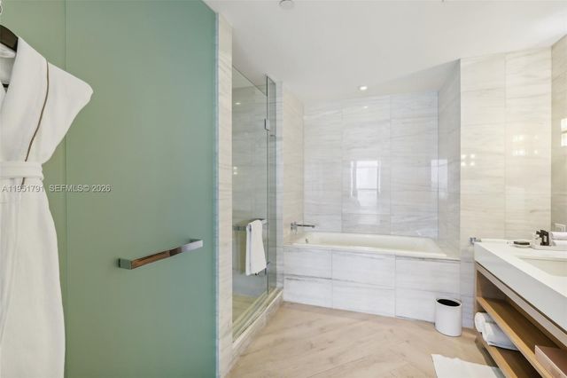 2201 Collins Avenue 1511, Miami Beach, FL 33139