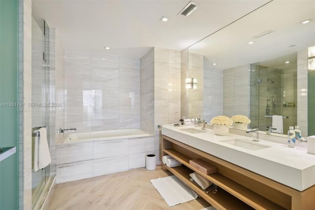 2201 Collins Avenue 1511, Miami Beach, FL 33139