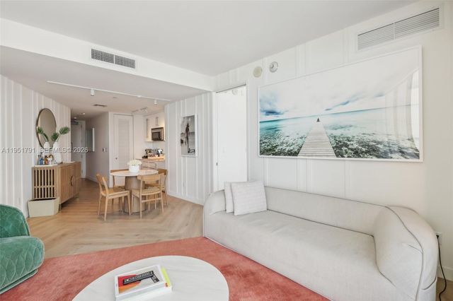 2201 Collins Avenue 1511, Miami Beach, FL 33139