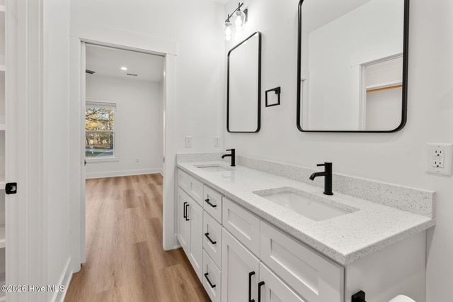 3150 River Hills Drive SW, Shallotte, NC 28470