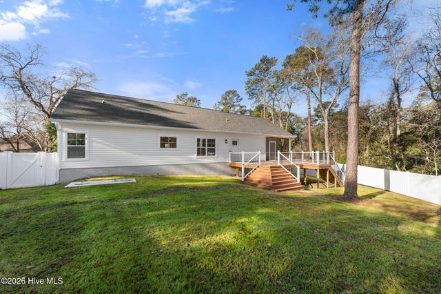 3150 River Hills Drive SW, Shallotte, NC 28470