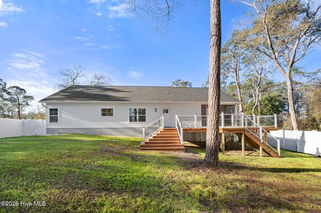 3150 River Hills Drive SW, Shallotte, NC 28470