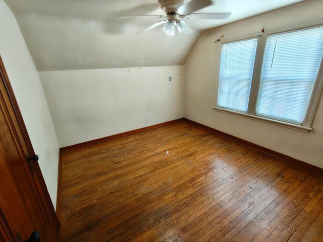 245 N Indiana Street, Griffith, IN 46319