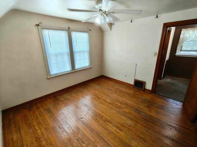 245 N Indiana Street, Griffith, IN 46319