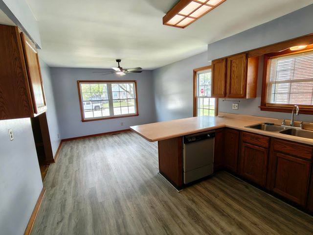 245 N Indiana Street, Griffith, IN 46319