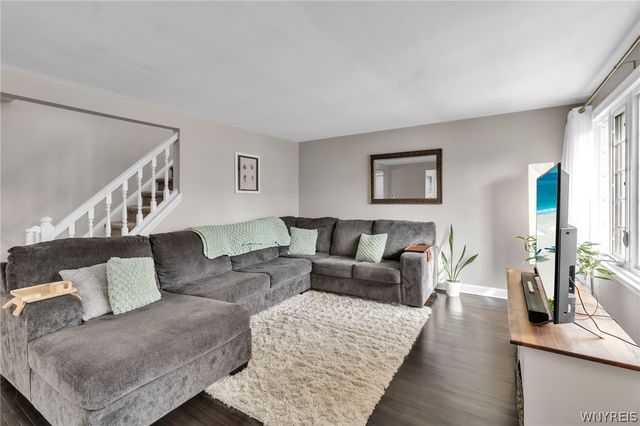 72 Marquette Avenue, Tonawanda, NY 14217