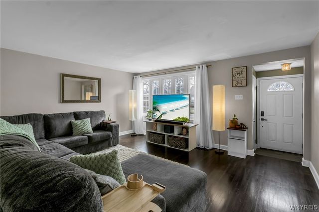 72 Marquette Avenue, Tonawanda, NY 14217