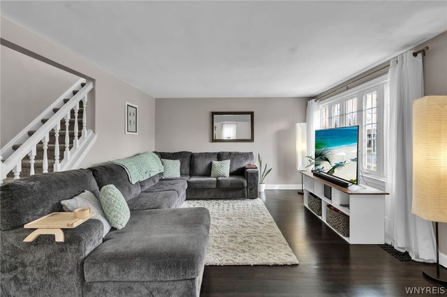 72 Marquette Avenue, Tonawanda, NY 14217