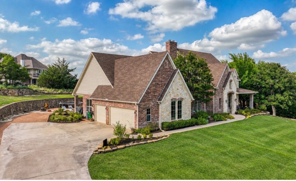 381 Creek Bend Drive, Aledo, TX 76008 — photo 2