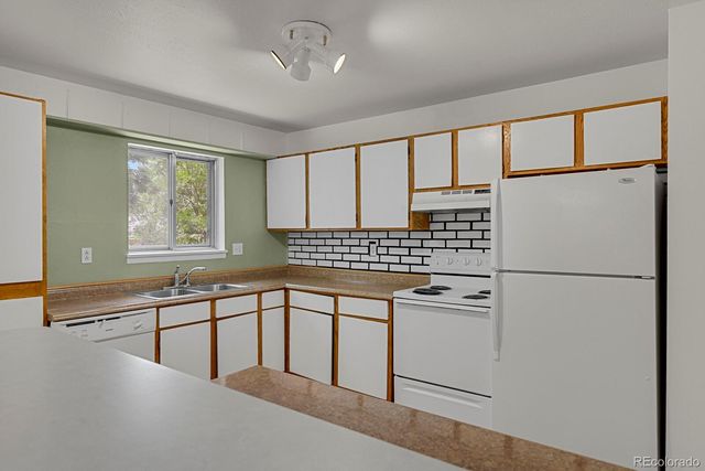 523 E Las Animas Street, Colorado Springs, CO 80903