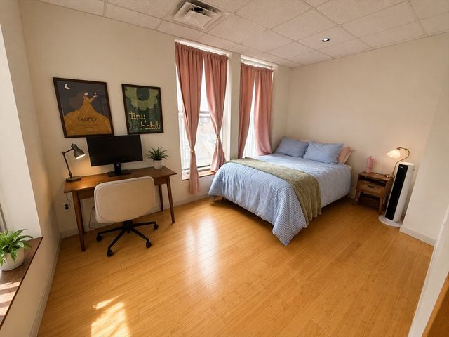 72 Kneeland 501, Boston, MA 02111