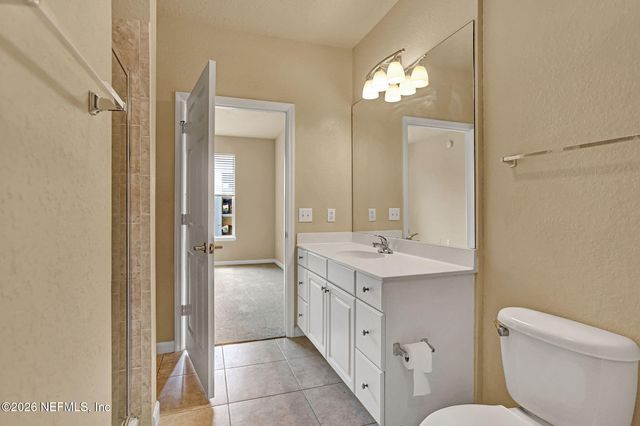 8539 GATE Parkway W 9330, Jacksonville, FL 32216