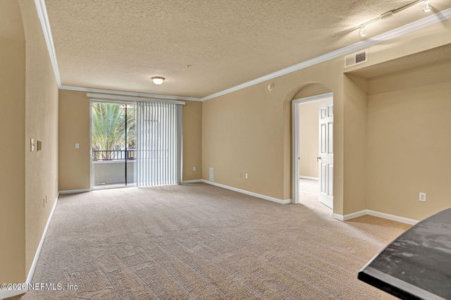 8539 GATE Parkway W 9330, Jacksonville, FL 32216
