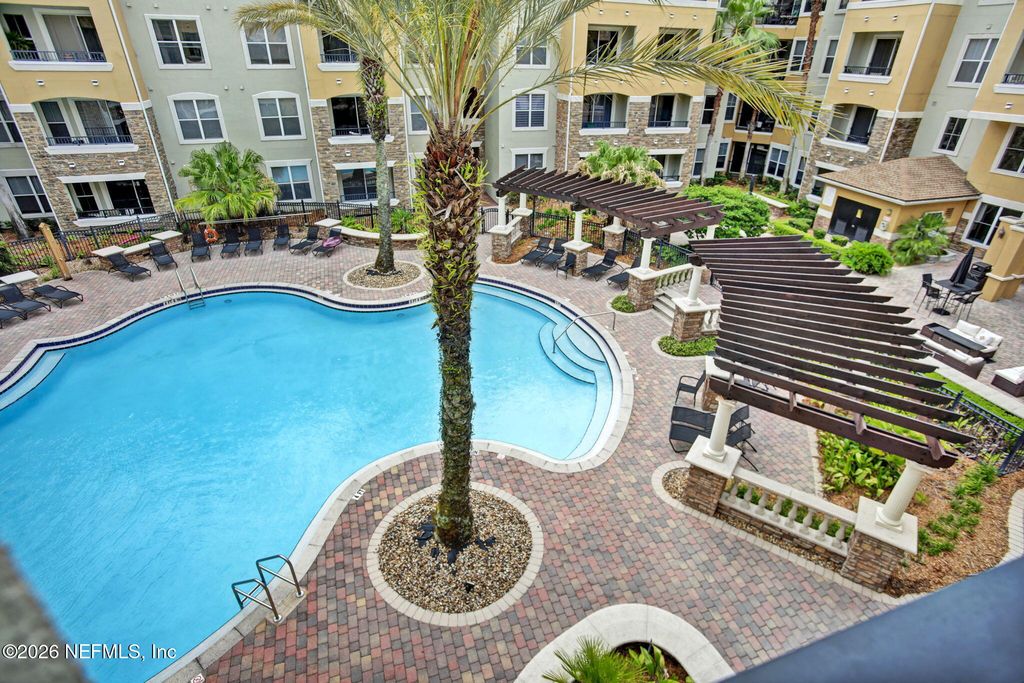 8539 GATE Parkway W 9330, Jacksonville, FL 32216